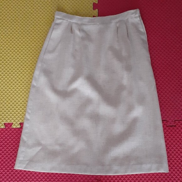 "Arenzano" (Gary Stuart) linen jacket & skirt suit - Picture 4 of 4